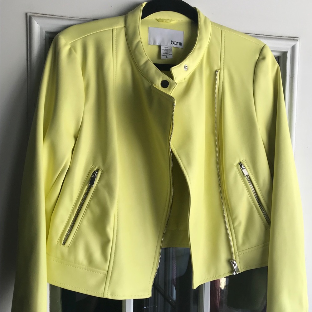 Crop jacket in electric citron! Faux Leather!